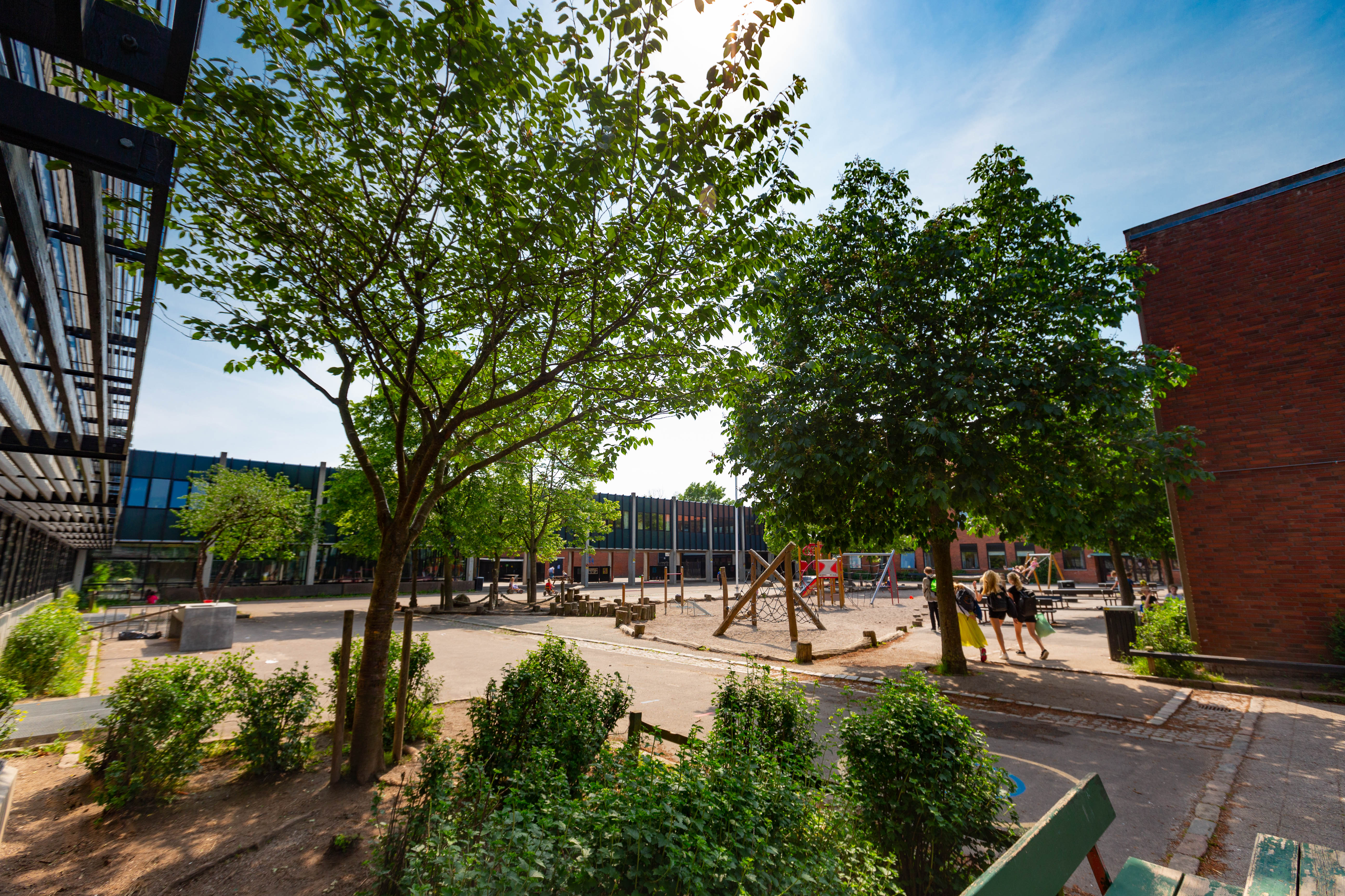 Skolegården 1